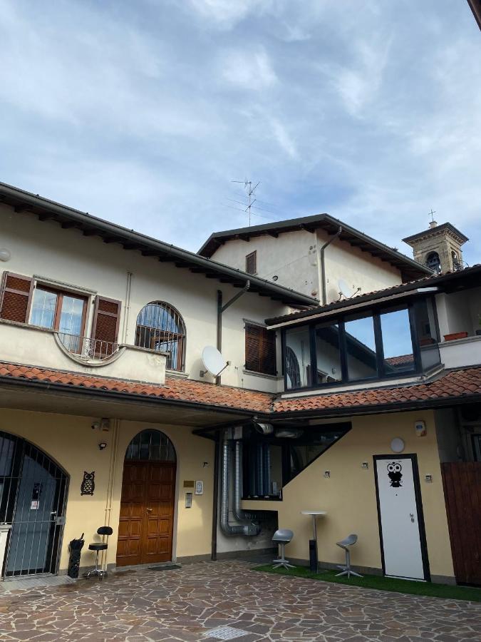 Il Caravaggio Guest House กราสซอบบิโอ ภายนอก รูปภาพ