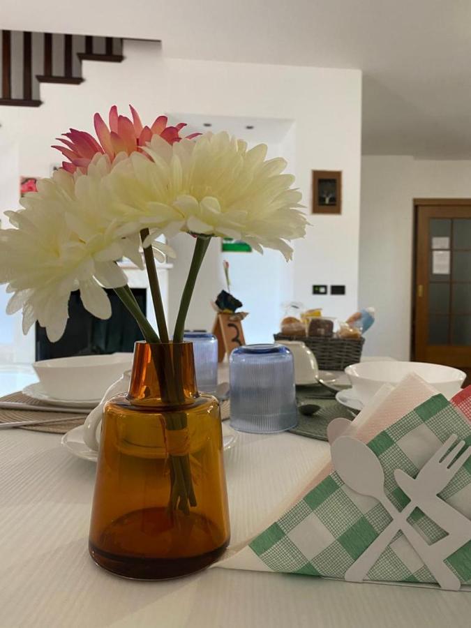 Il Caravaggio Guest House กราสซอบบิโอ ภายนอก รูปภาพ